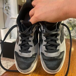 Nike boys, gray and black sneakers